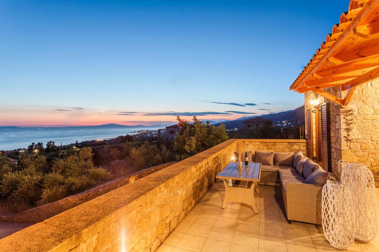 Mani Panoramic Seaviews - Luxury Summer Haven Levktron Exterior photo