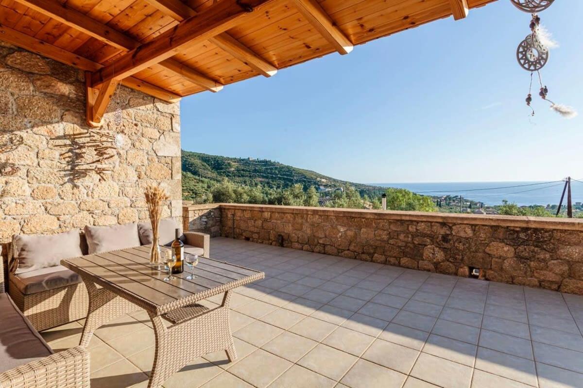Mani Panoramic Seaviews - Luxury Summer Haven Levktron Exterior photo